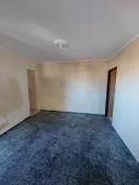 Casa Individual com Garagem para Alugar em Jandira - SP